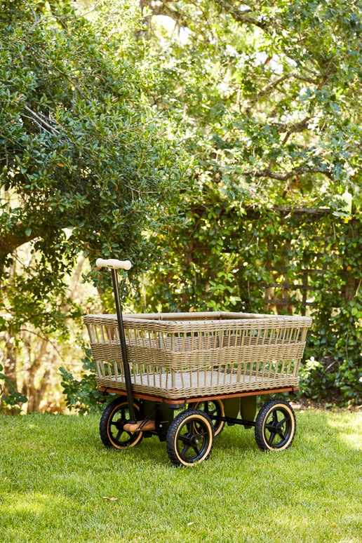 Wagon by Atelier Tradewinds